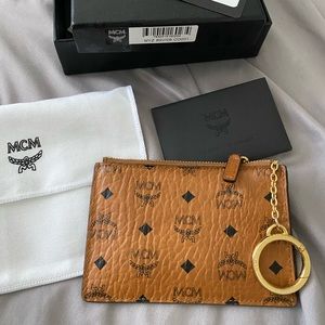 MCM change wallet key chain